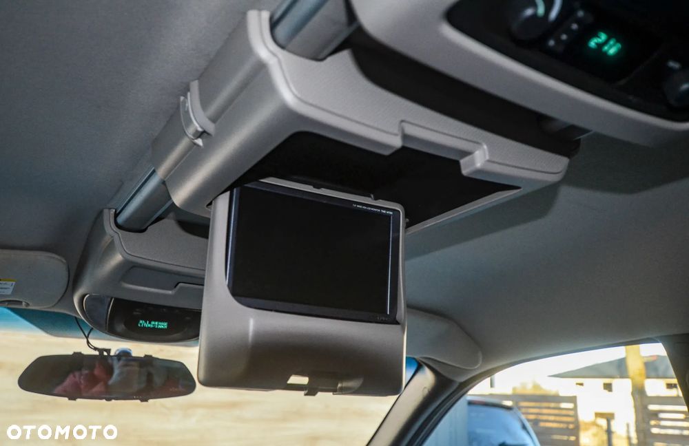 Chrysler Grand Voyager 3.3L LX - 31