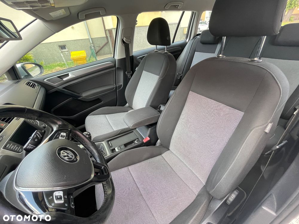 Volkswagen Golf 1.6 TDI BMT Comfortline - 17