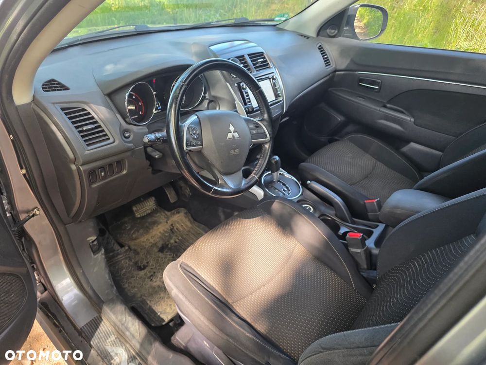 Mitsubishi ASX - 11
