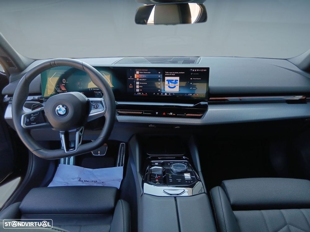 BMW 520 d Pack Desportivo M - 12