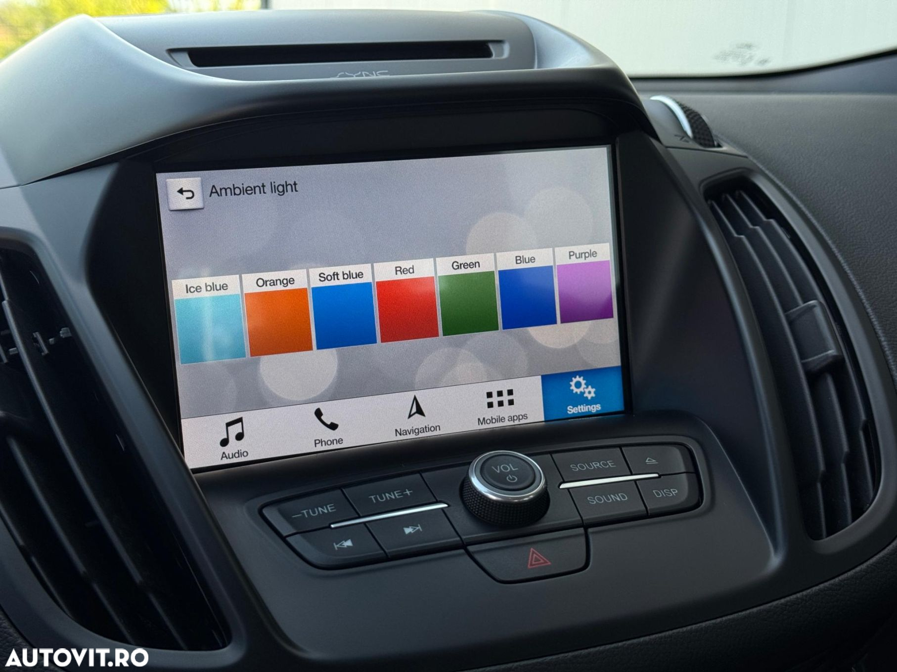 Ford Kuga - 12