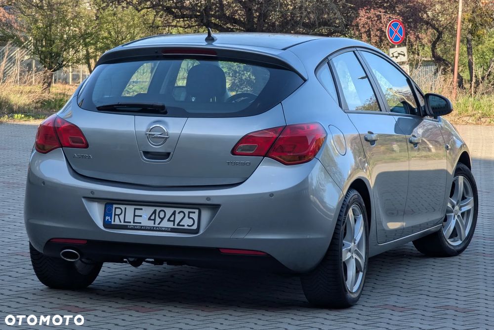 Opel Astra 1.4 T Sport - 26