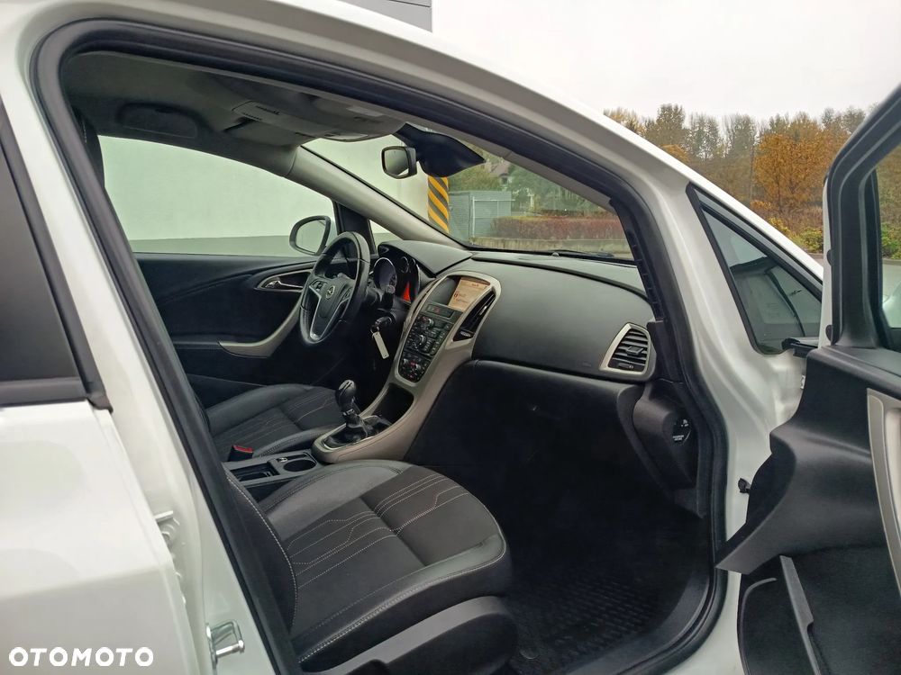 Opel Astra 1.6 ECOFLEX Start/Stop 150 Jahre - 26