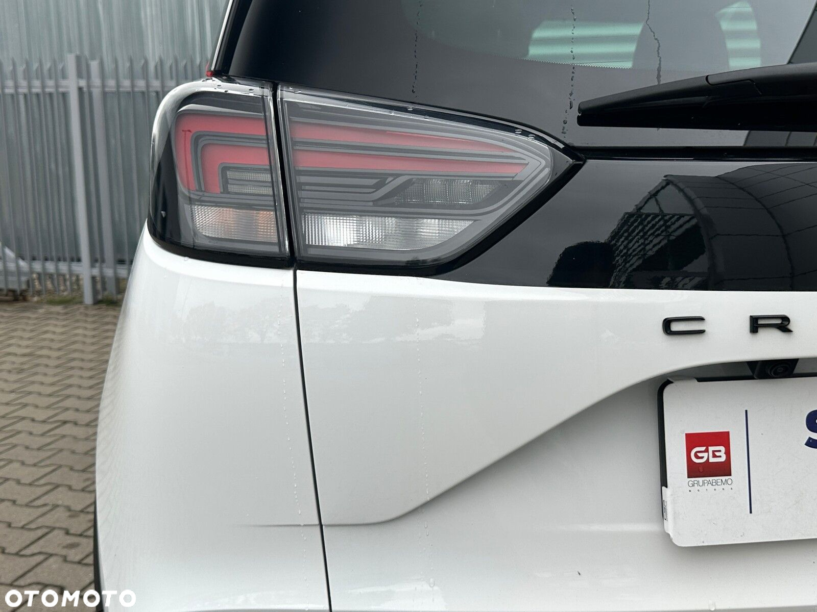 Opel Crossland - 12
