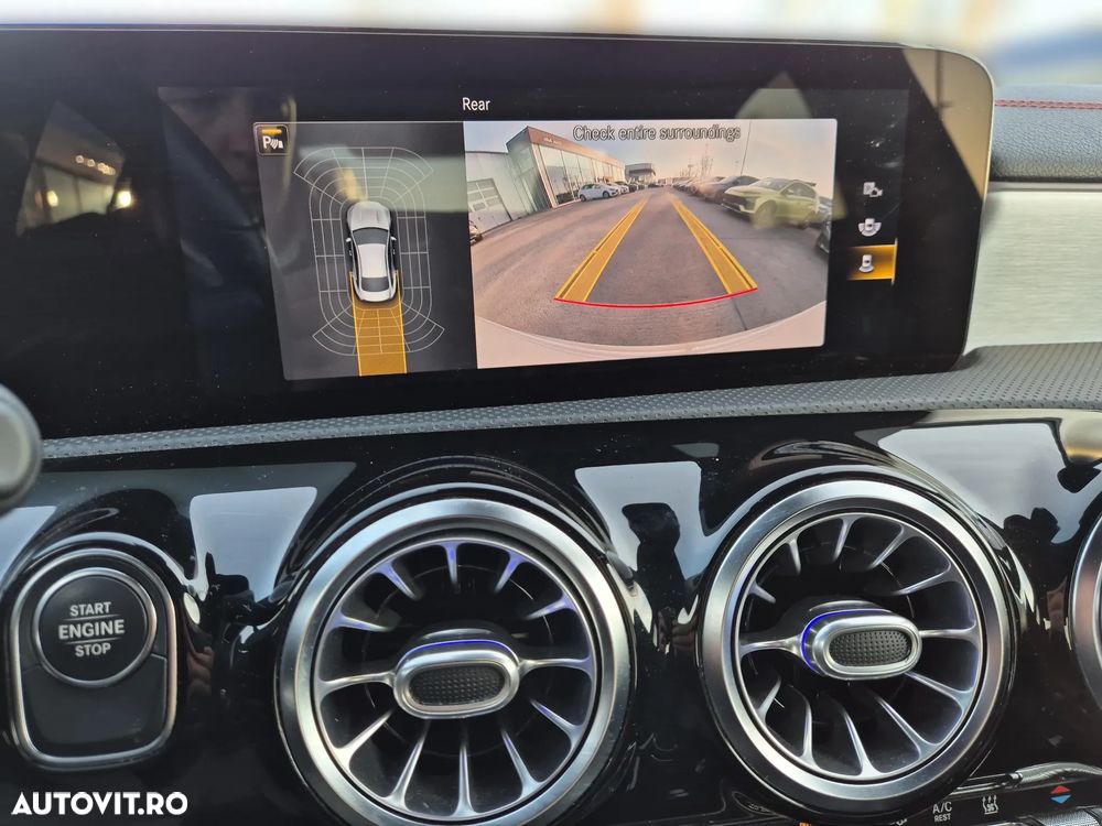 Mercedes-Benz CLA 250 e 8G-DCT AMG Line - 16