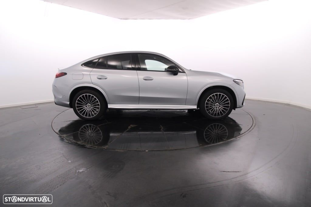 Mercedes-Benz GLC 300 Coupe de 4Matic - 9