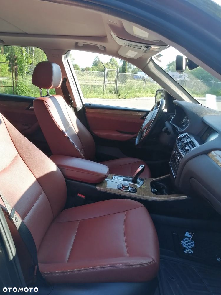 BMW X3 xDrive28i - 18