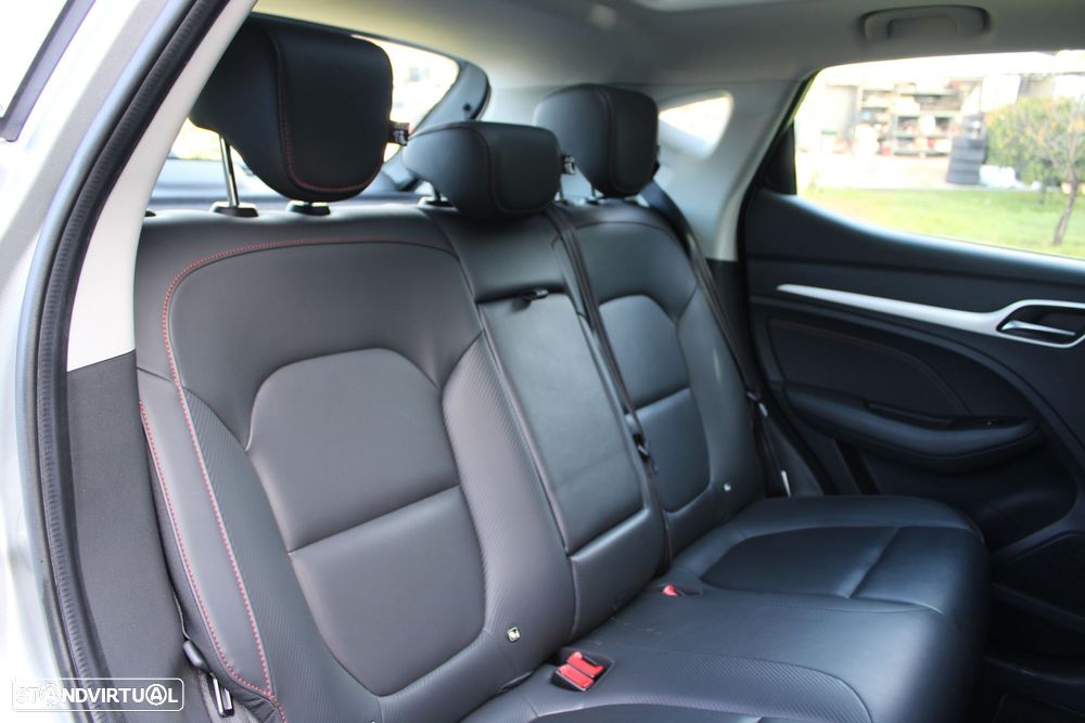 MG ZS EV 72.6 kWh Luxury - 34