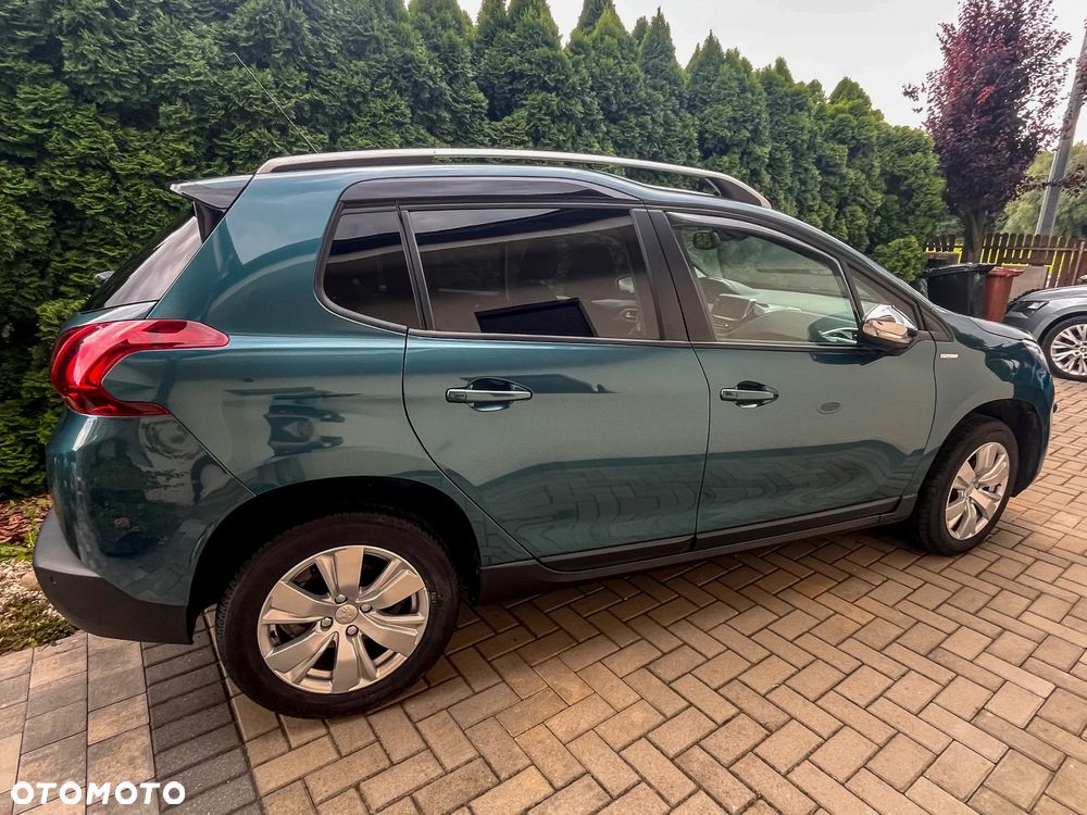 Peugeot 2008 - 8