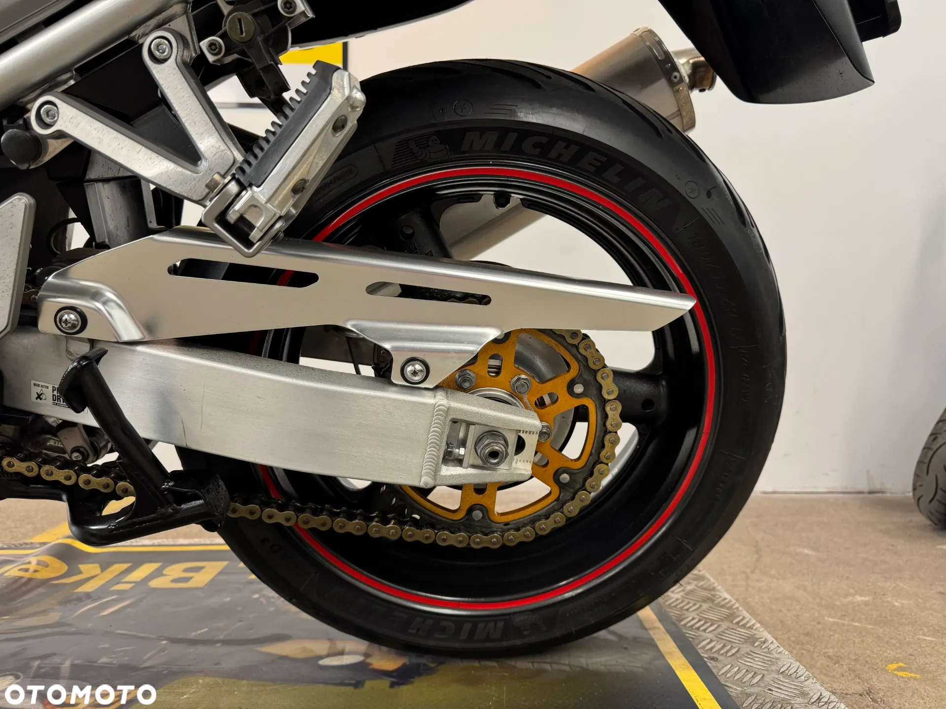Suzuki Bandit - 25