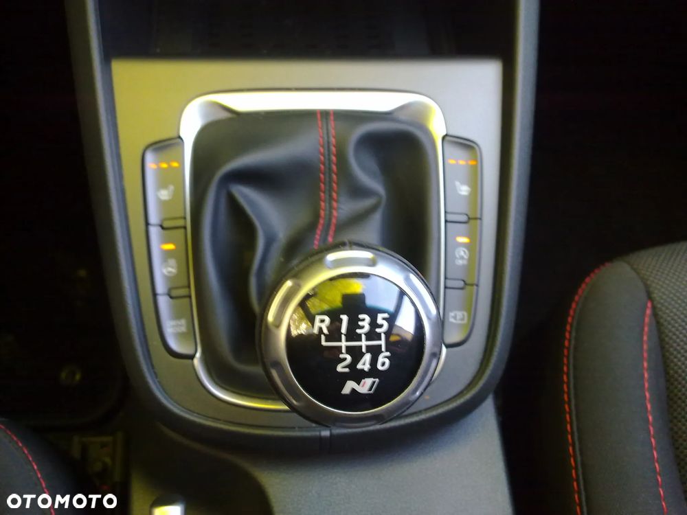 Hyundai Kona 1.0 T-GDI 48V-Hybrid N Line - 33