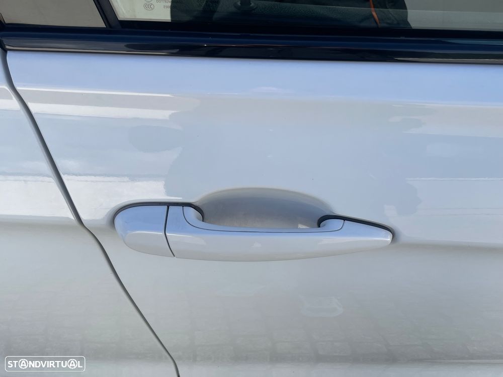 BMW 320 d Auto Pack M - 16