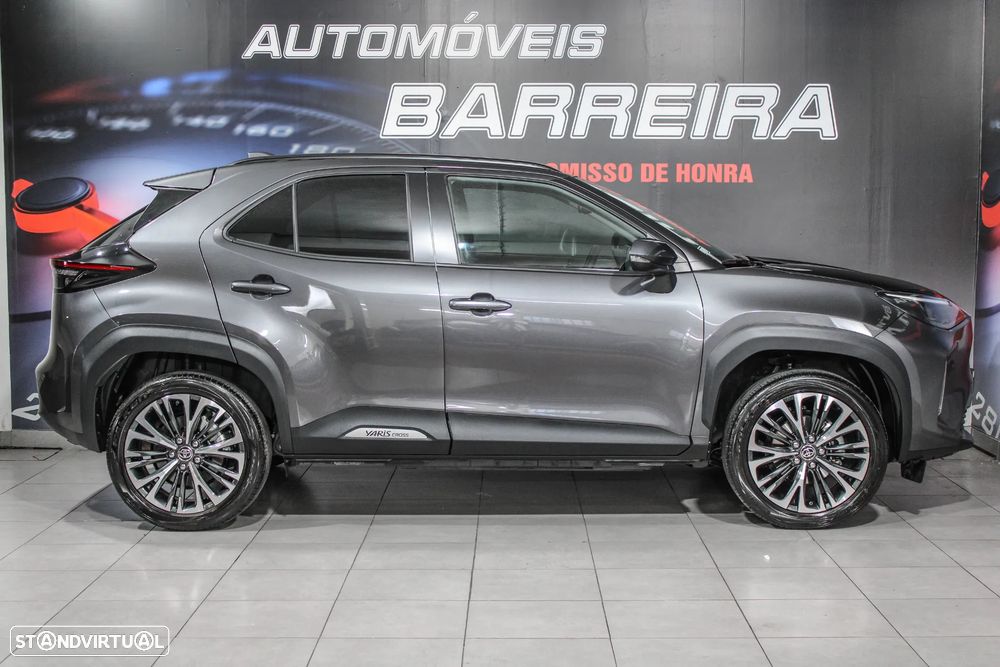 Toyota Yaris Cross 1.5 HDF Luxury - 19