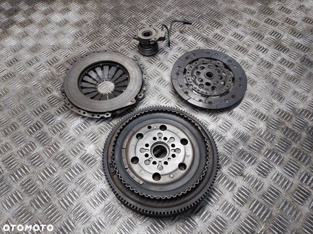 KOŁO DWUMASOWE + TARCZA + DOCISK + ŁOŻYSKO MERIVA A 1.3 CDTI 24422061 - 6