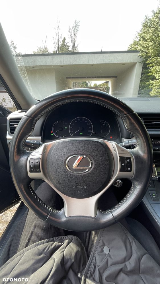 Lexus CT Standard - 18