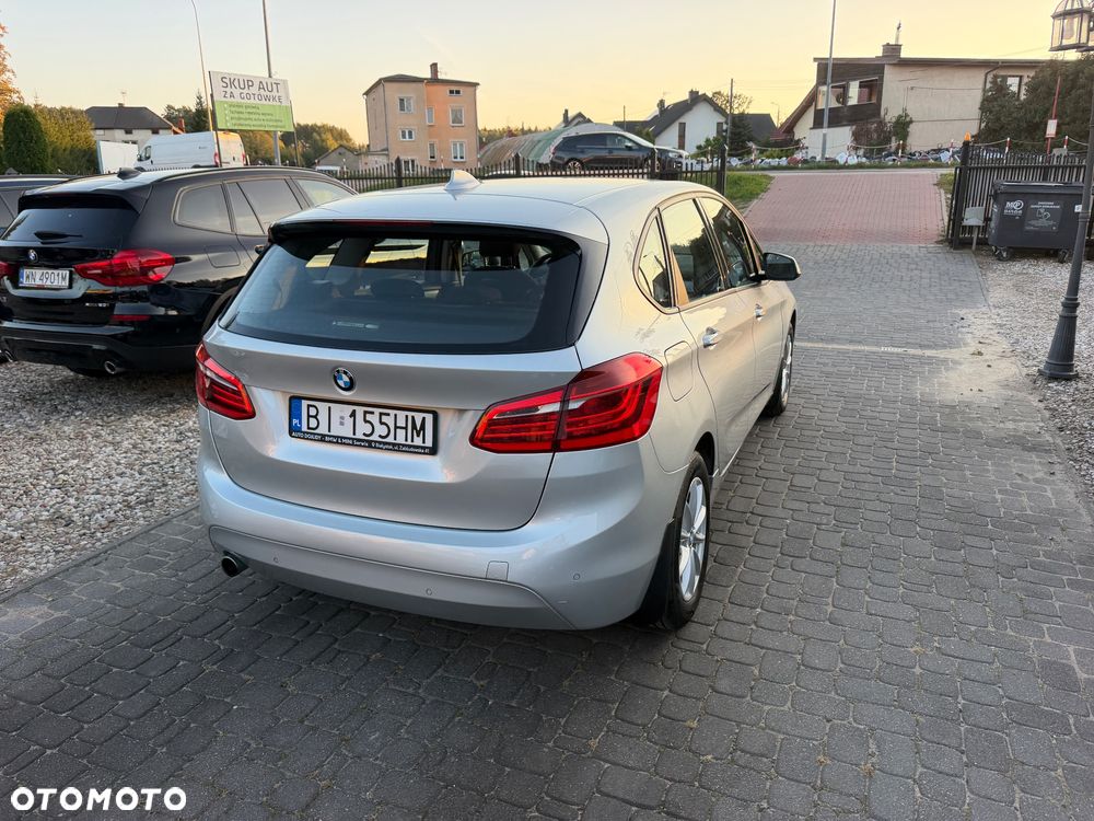 BMW Seria 2 218d Advantage - 32