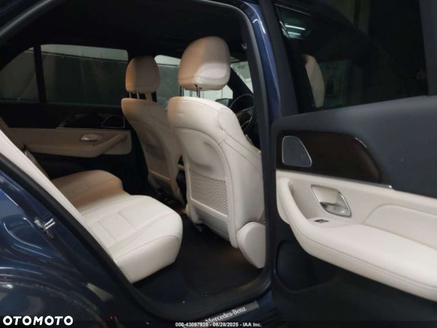 Mercedes-Benz GLE - 13
