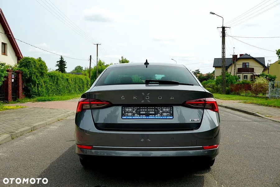 Skoda Octavia 1.5 TSI e-TEC DSG Selection Plus - 13