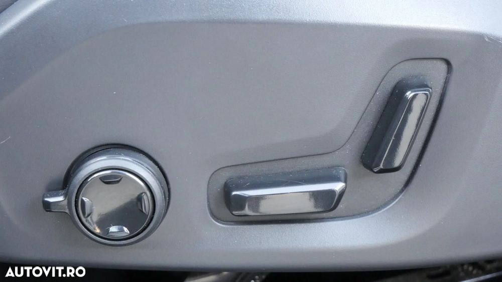 Volvo XC 60 T6 AWD Recharge Geartronic RDesign - 18