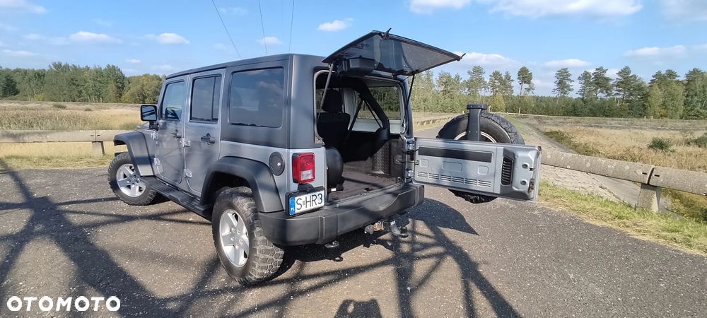 Jeep Wrangler 3.6 Unlim X - 13