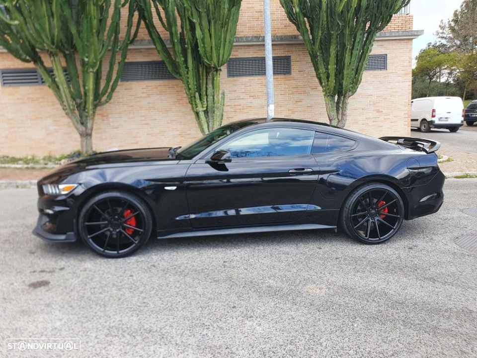 Ford Mustang 2.3i EcoBoost Aut. - 3