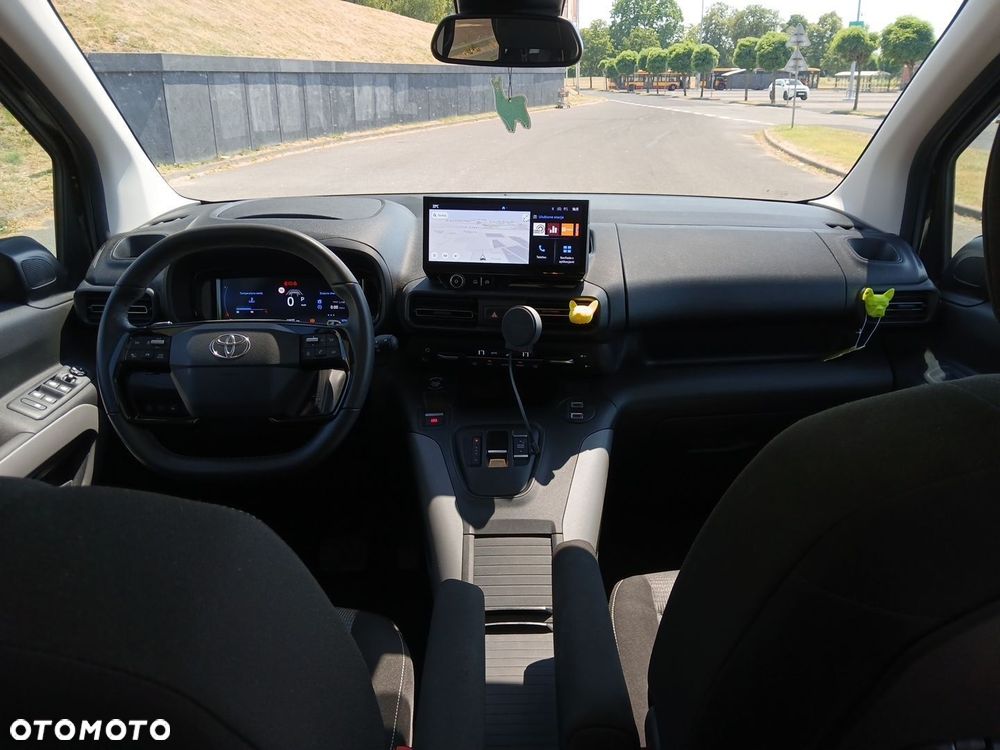 Toyota Proace City Verso 1.5 D-4D VIP - 23