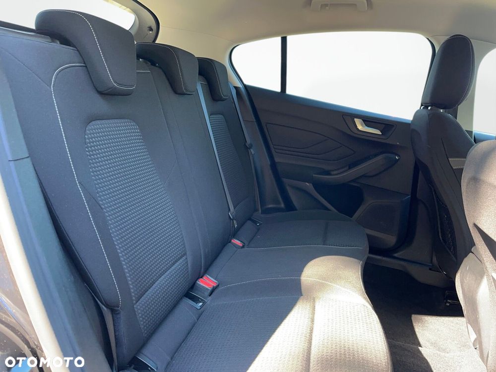Ford Focus - 19