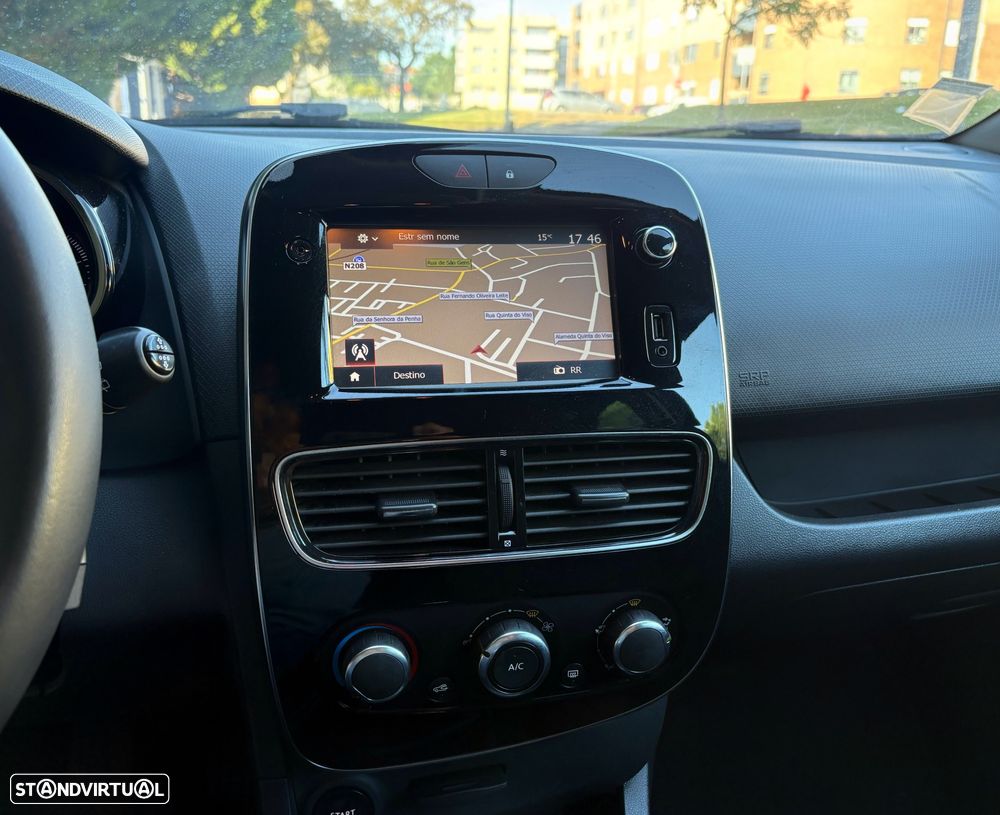 Renault Clio 1.5 dCi Limited EDition - 12