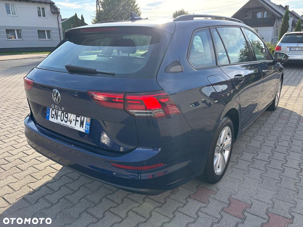 Volkswagen Golf - 10