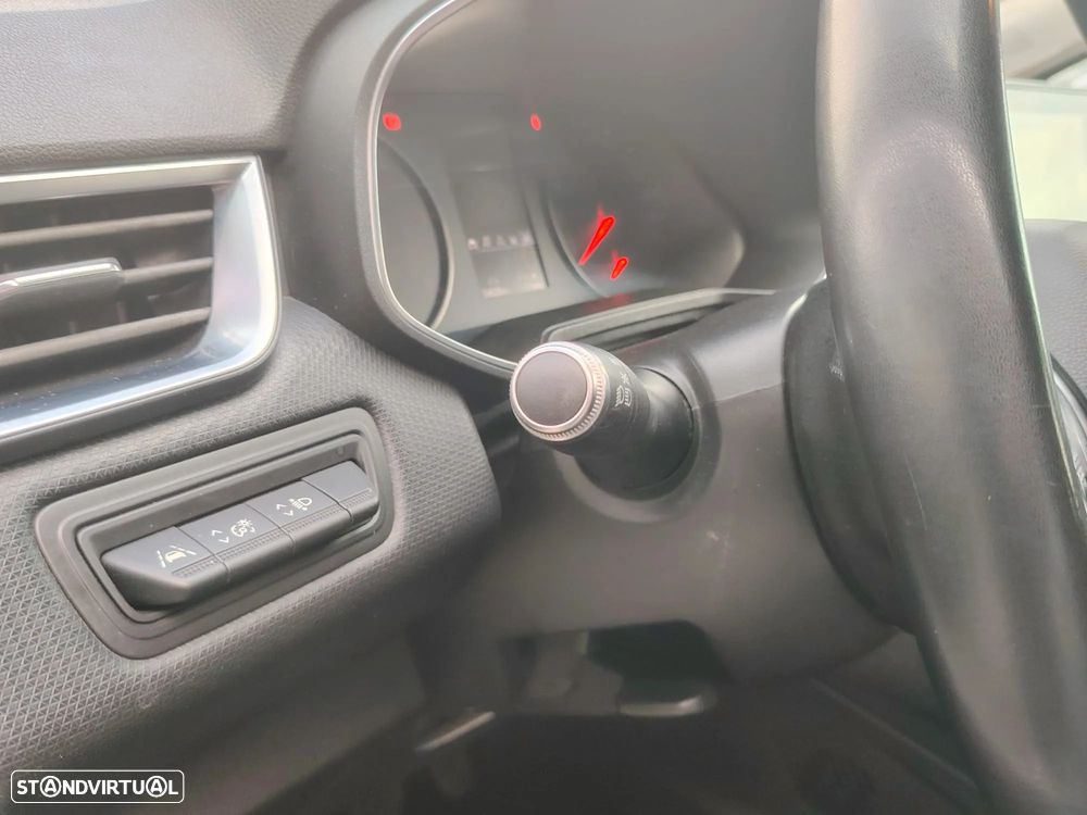 Renault Clio 1.5 Blue dCi Zen - 8