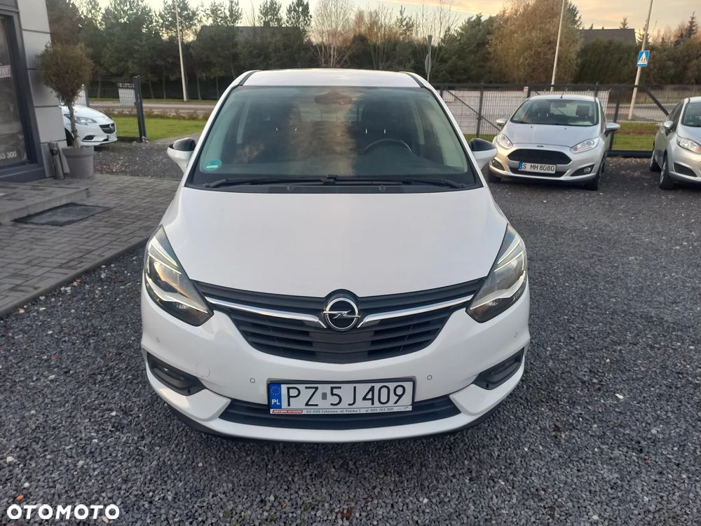 Opel Zafira - 10