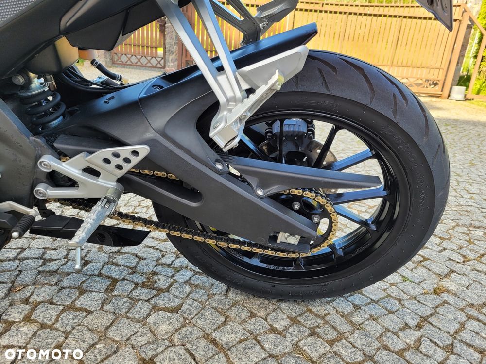 Yamaha R125 - 2