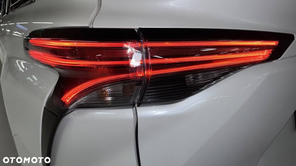 Toyota Sienna - 10