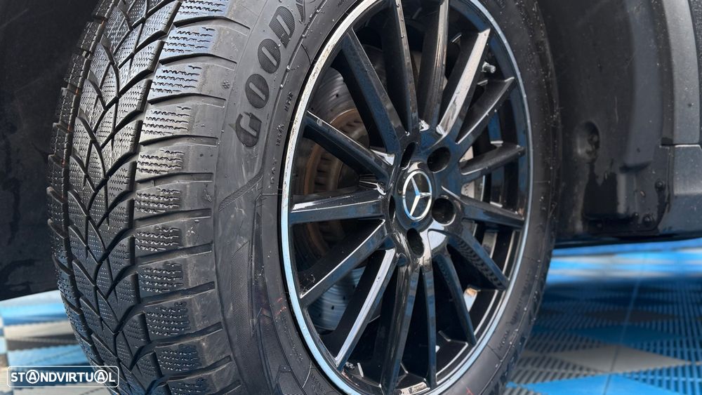 Mercedes-Benz GLC 300 - 13