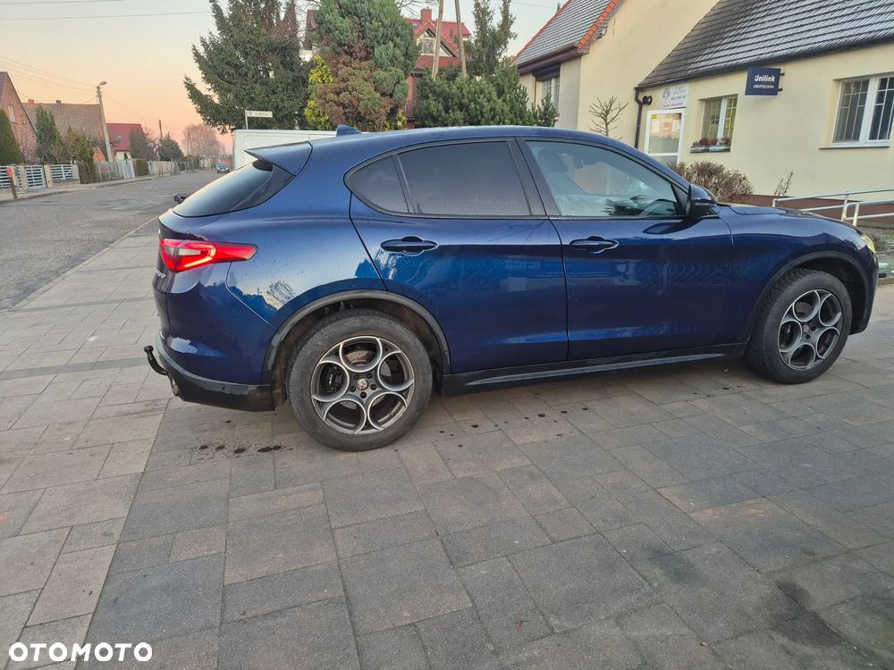 Alfa Romeo Stelvio 2.0 Turbo Executive Q4 - 9
