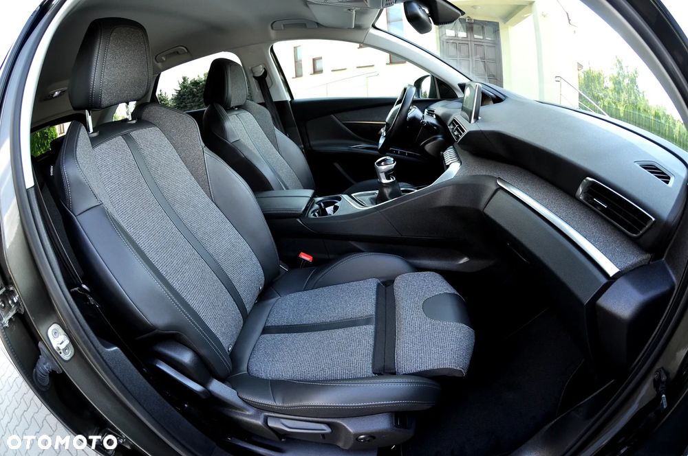 Peugeot 3008 BlueHDi 130 Stop & Start Allure - 24
