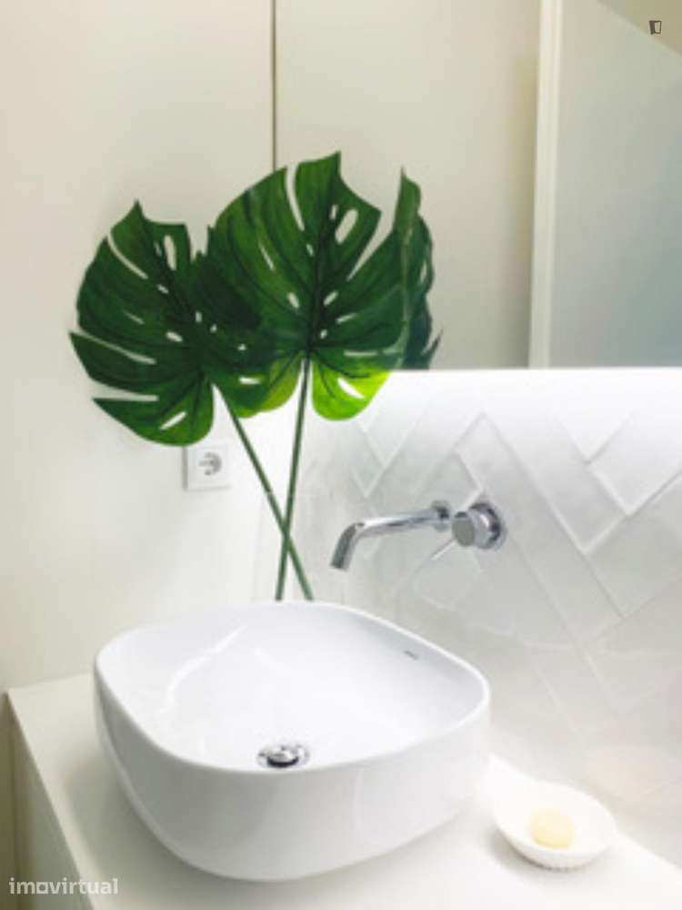 Apartamento com 1 quartos - localizado em Santo Ildefonso Porto - Grande imagem: 4/16