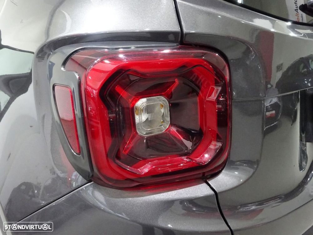 Jeep Renegade 1.0 T Limited - 36