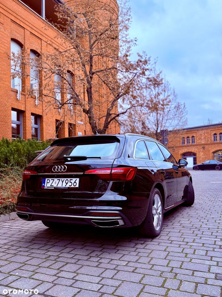 Audi A4 Avant 40 TFSI S tronic - 5