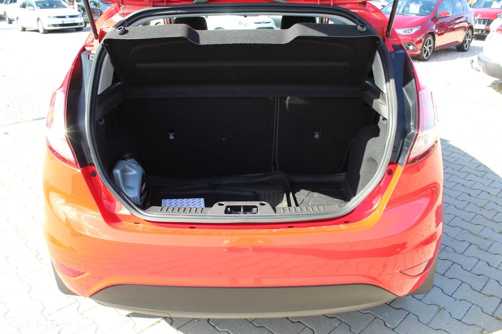 Ford Fiesta 1.25 Trend - 23