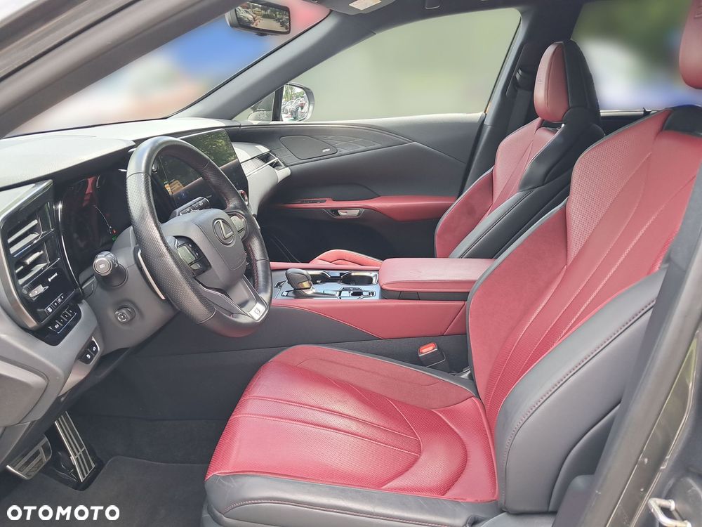 Lexus RX - 15