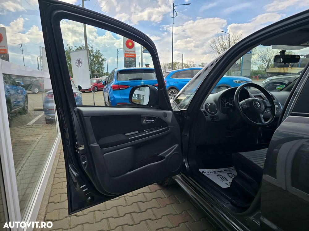 Suzuki SX4 1.6 VVT 4x2 Style - 16