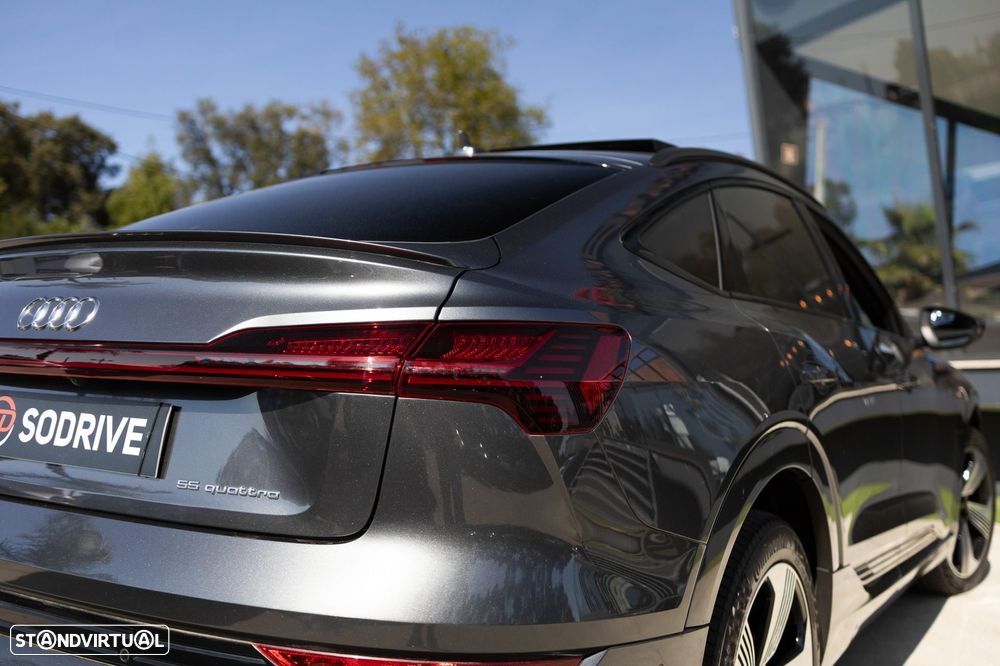 Audi e-tron Sportback 55 quattro S line - 38