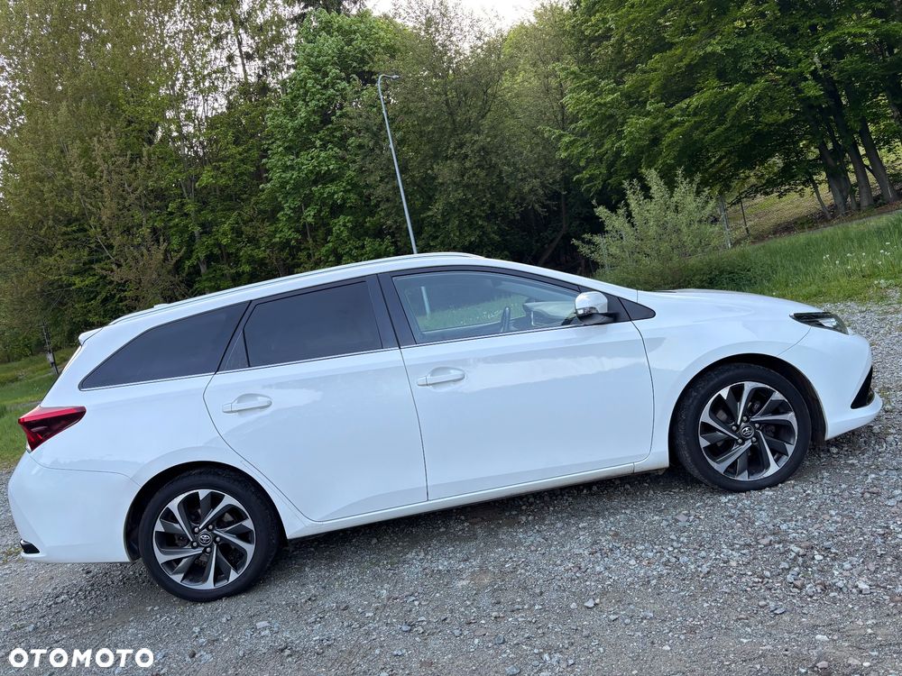 Toyota Auris 1.6 D-4D Edition-S - 18