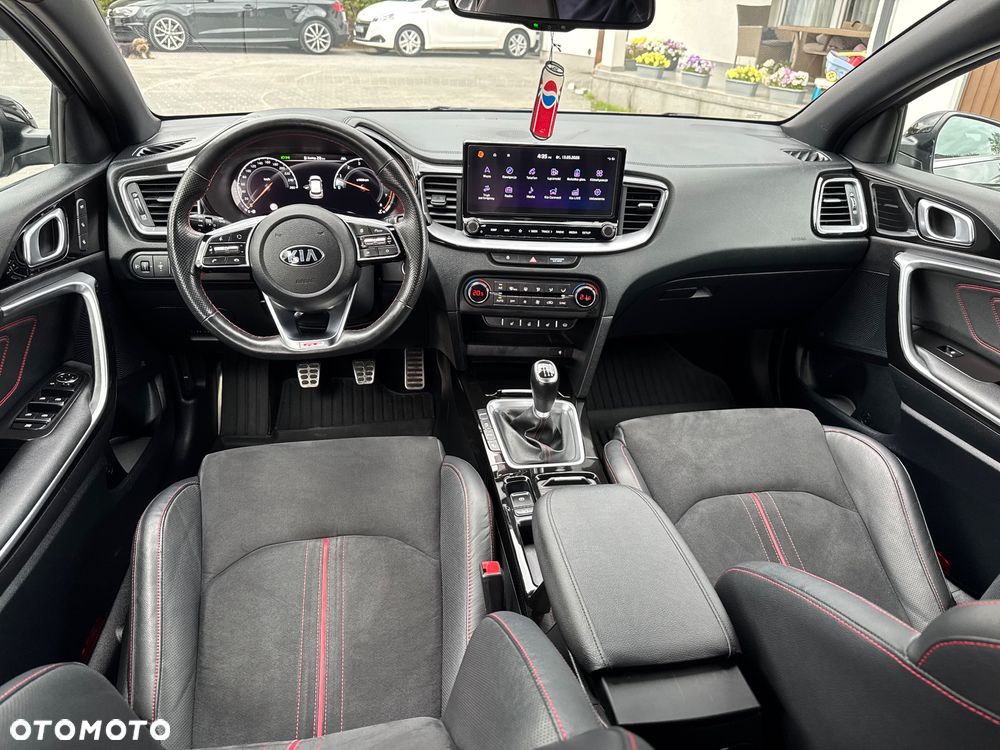 Kia ProCeed 1.6 T-GDI OPF GT - 10