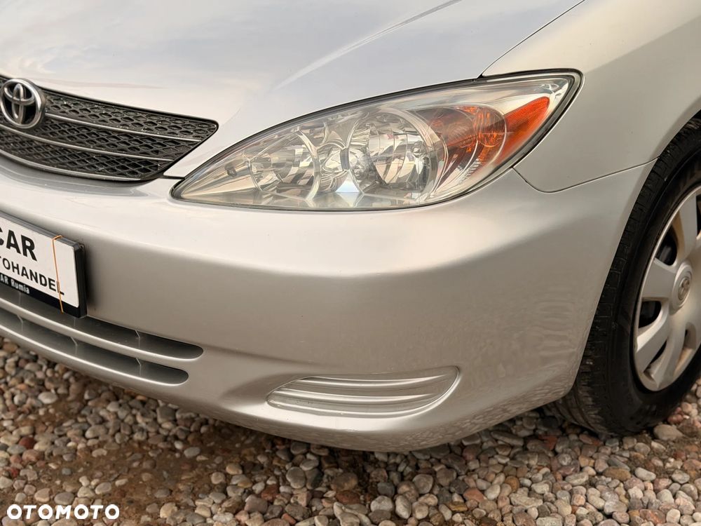 Toyota Camry 2.4 VVT-i - 8