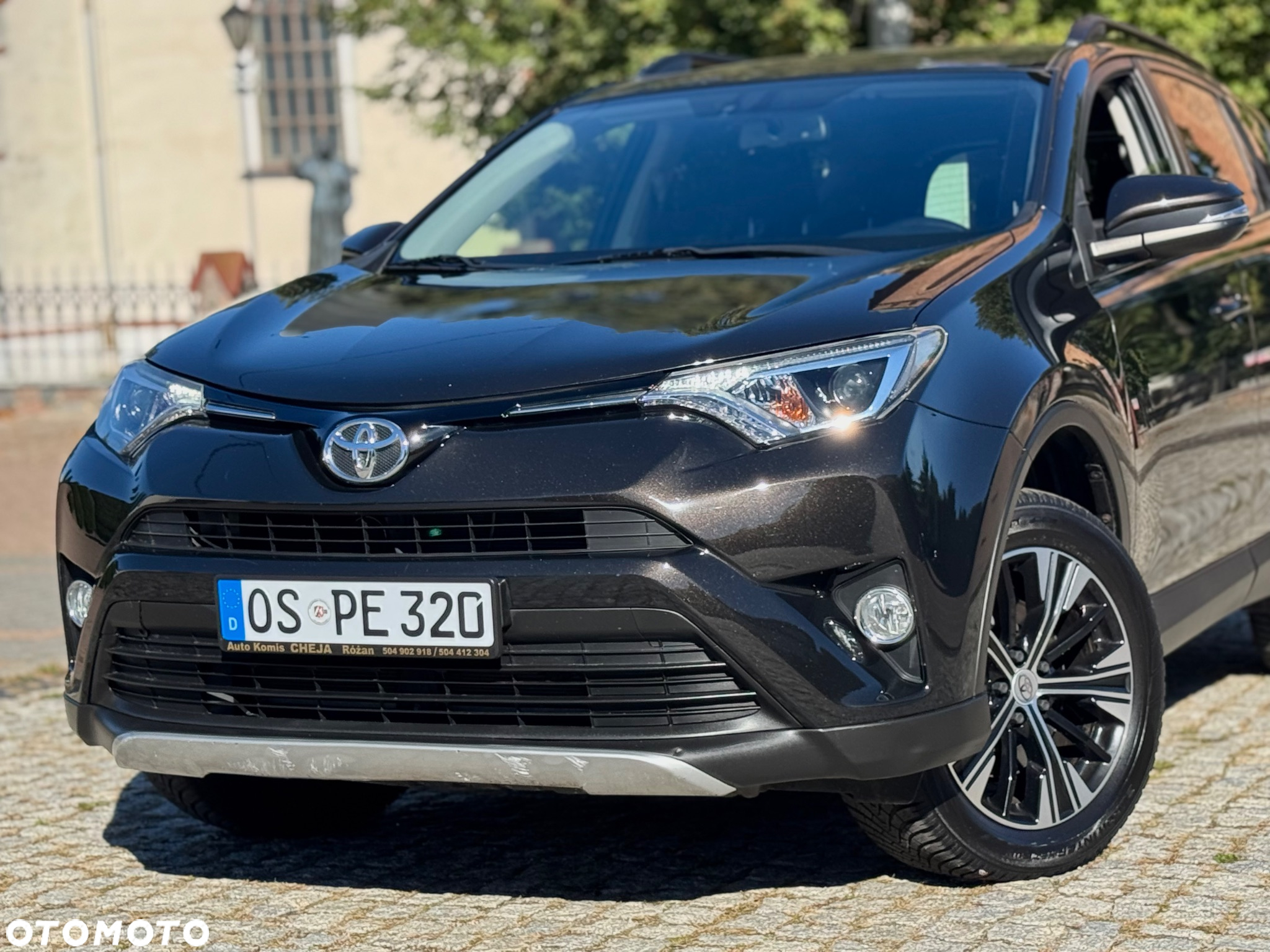 Toyota RAV4 2.0 D-4D Premium 4x2 - 19