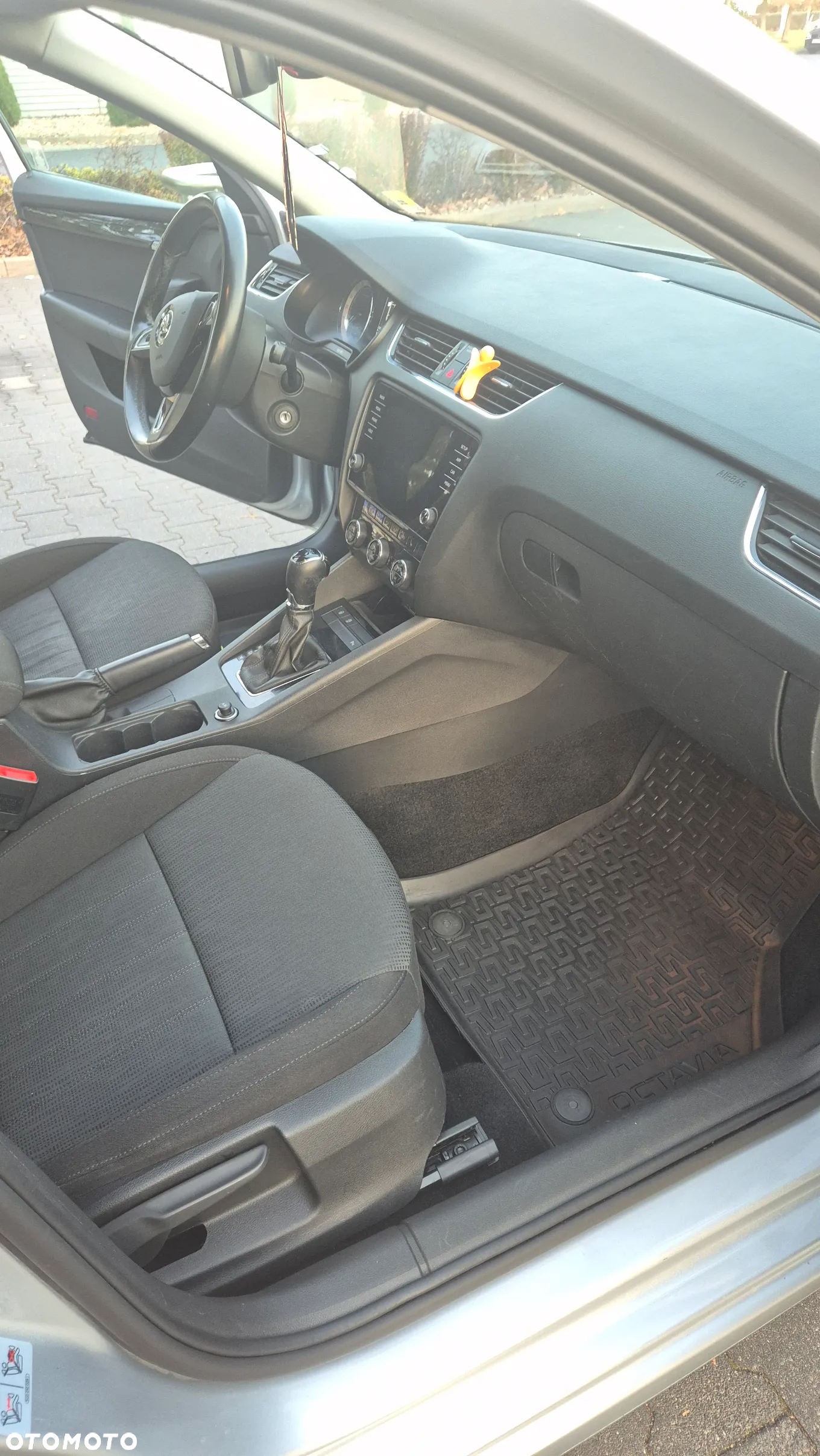 Skoda Octavia 2.0 TDI Style DSG - 11