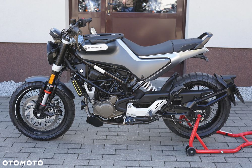 Husqvarna Svartpilen - 22