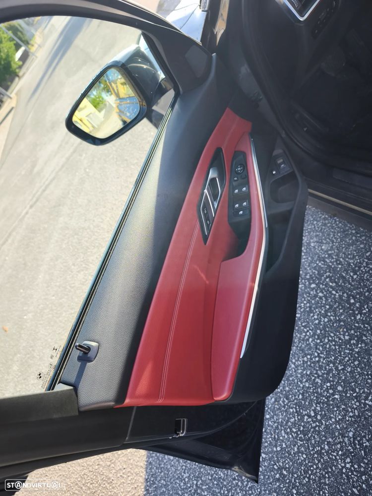 BMW 330 e Aut. Sport Line - 11